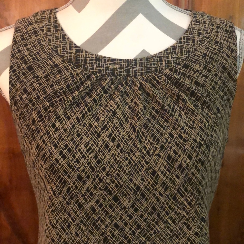 Ann Taylor Loft Dress. - Picture 2 of 8